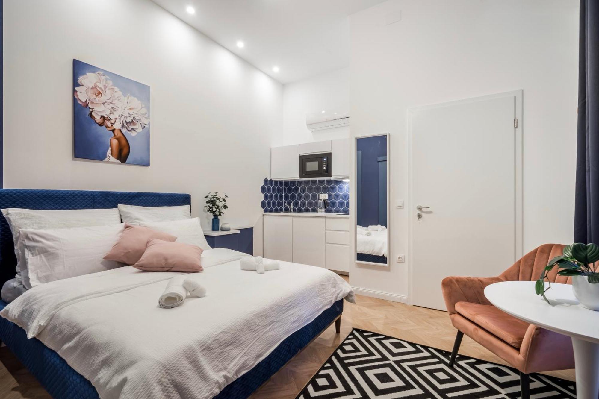 D58 - Grand Boulevard Royal Apartment - Best Location By Bqa Budapest Luaran gambar