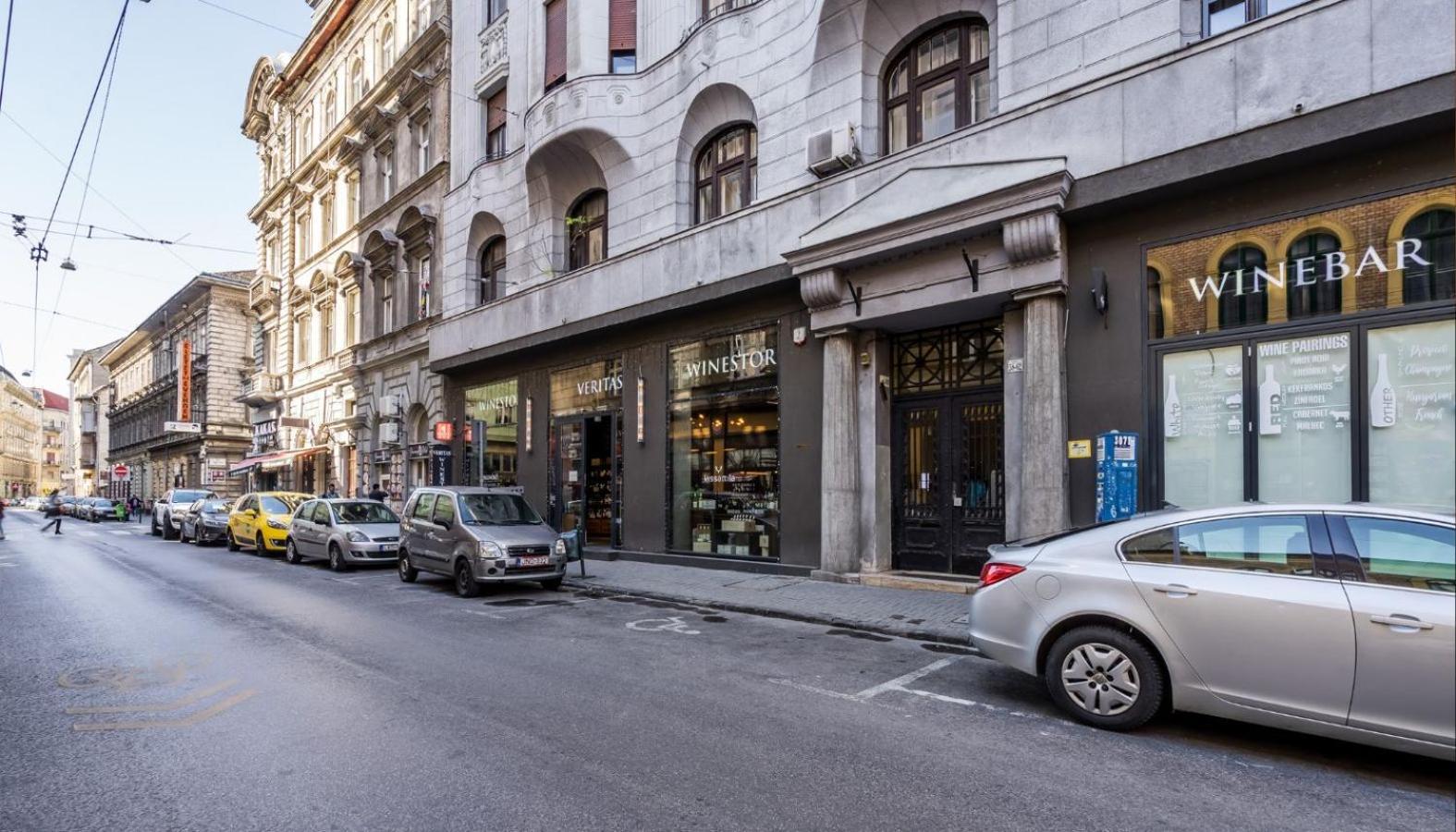 D58 - Grand Boulevard Royal Apartment - Best Location By Bqa Budapest Luaran gambar